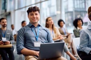 Welche Vorteile bringt SAP aktuell - für Jobchancen, Bewerbung, für dein Profil? Jetzt zu Schulungen und Kursen informieren - Weiterbildung und Ausbildung zählen immer!